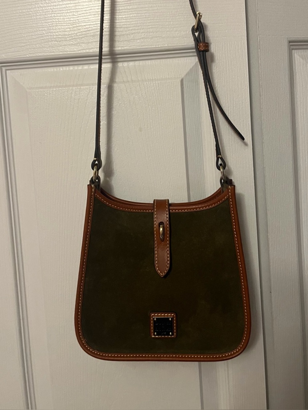 Dooney and Bourke small messenger crossbody bag